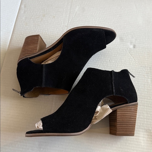 Lucky Brand - Black Suede Women's Ankle Boots - Size 10 - Good Condition!! - Picture 2 of 10